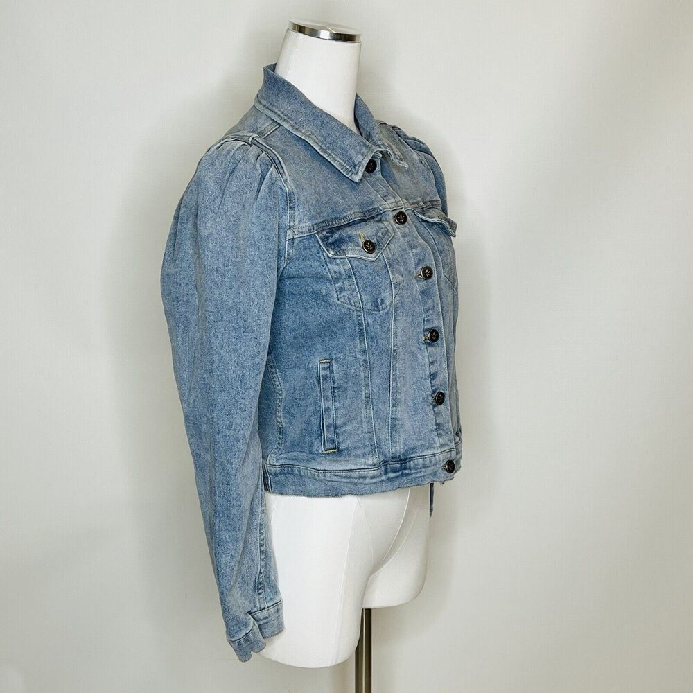 Lauriebelles Chelsea DeBoer by Lily & Lottie Light Wash Jean Jacket Size Small - Picture 2 of 11